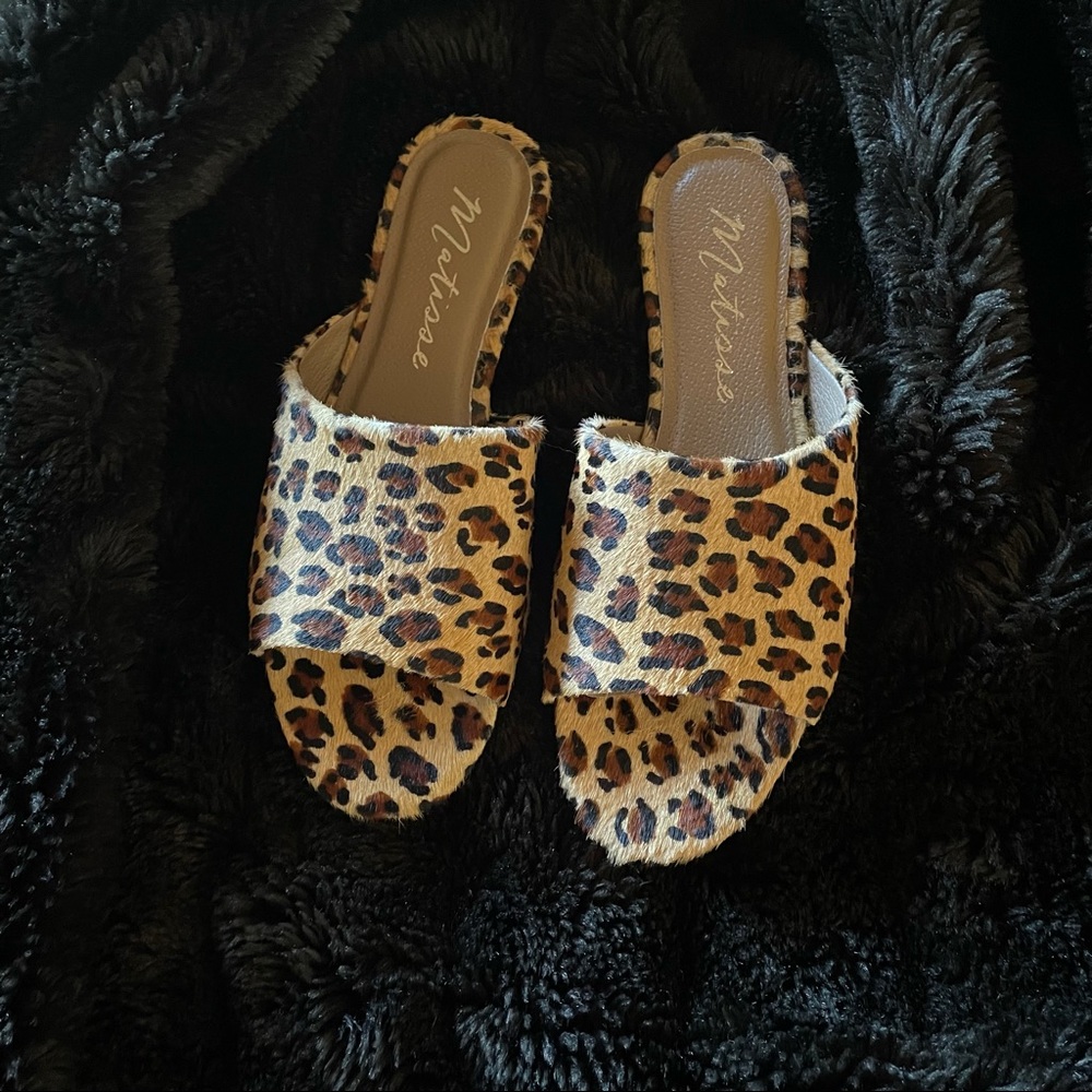 Matisse Lira Calf Hair Leopard Animal Print Slip on Sandal - Picture 6 of 13